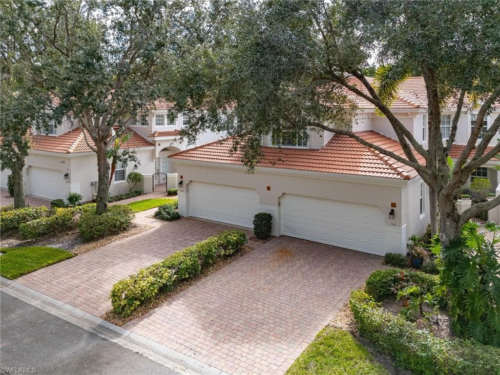 20270 Burnside Pl #1301, Estero, photo 2