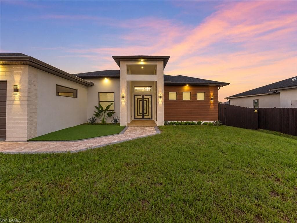 2006 Nelson Rd, Cape Coral, photo 3