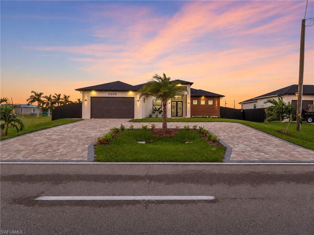 2006 Nelson Rd, Cape Coral