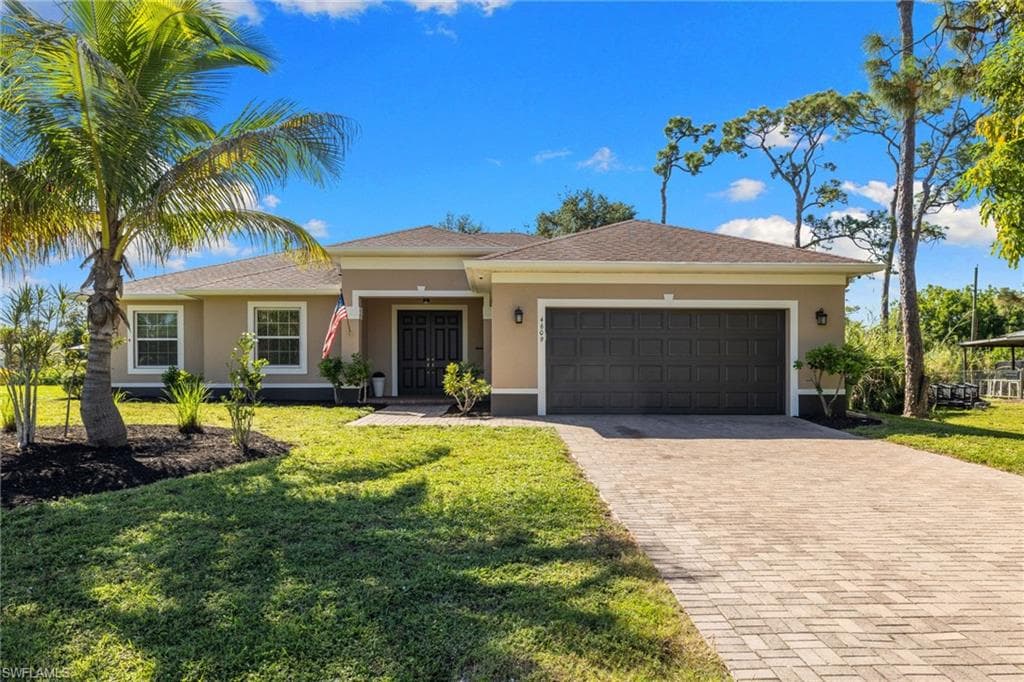 4609 Santiago Ln, Bonita Springs