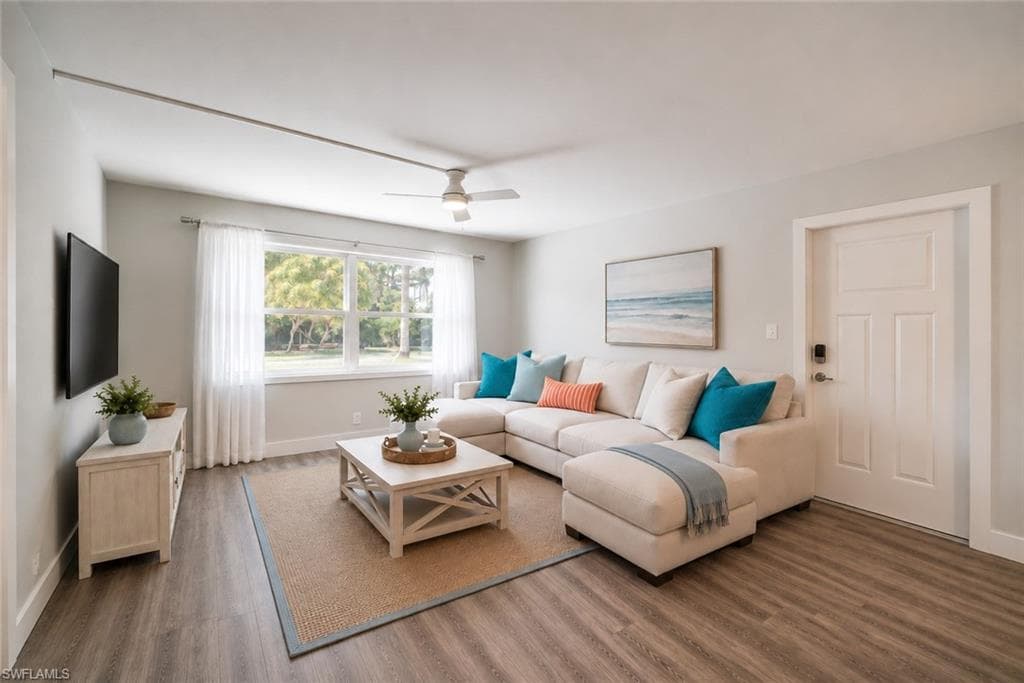 975 9th Ave #11, Naples