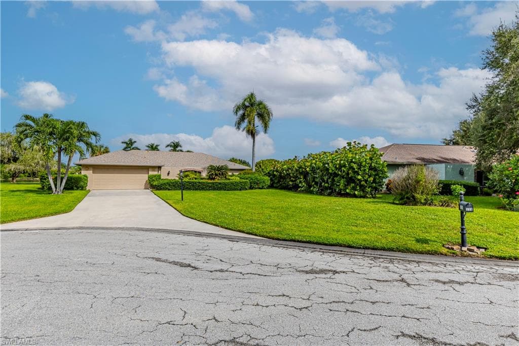 108 Payne Ct, Naples, photo 3