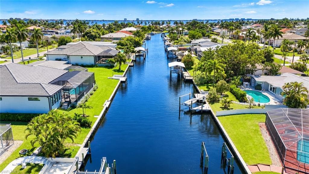 5301 Bayview Ct, Cape Coral, photo 3