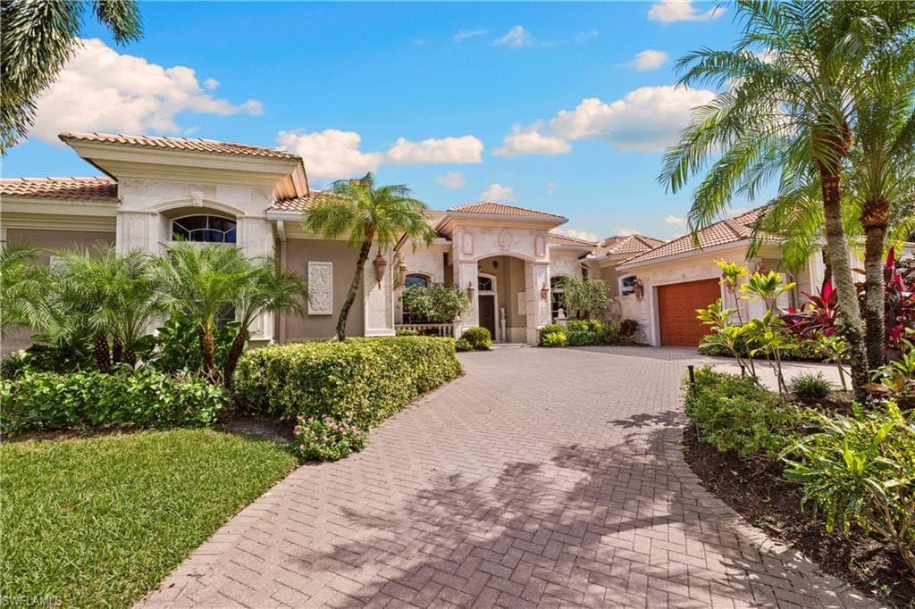 451 Terracina Way, Naples