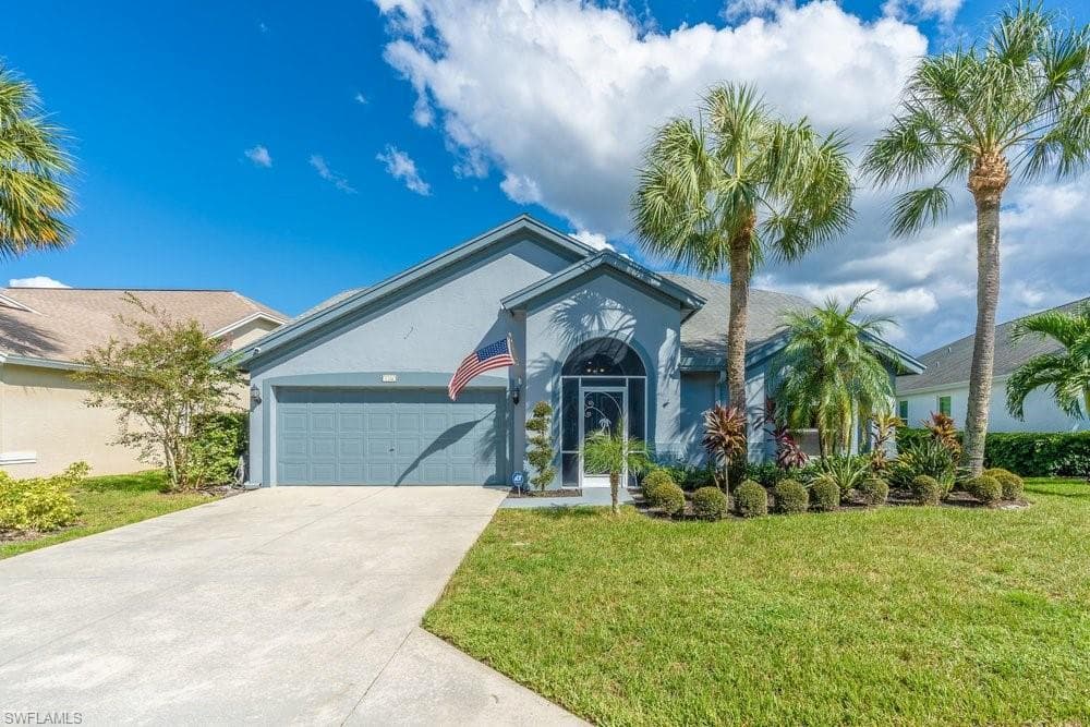 7732 Citrus Hill Ln, Naples, photo 2