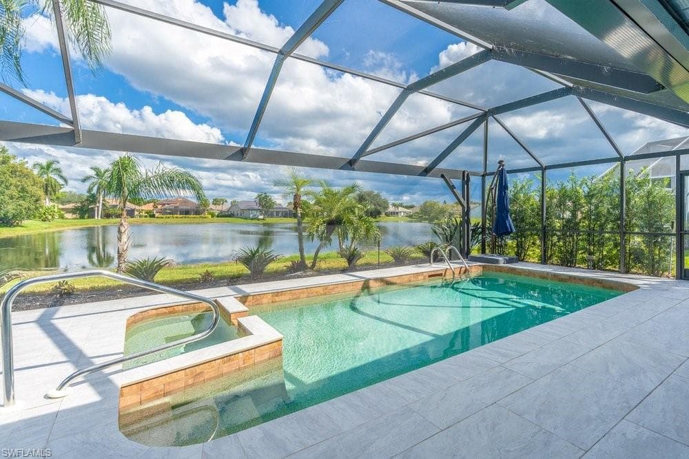 7732 Citrus Hill Ln, Naples