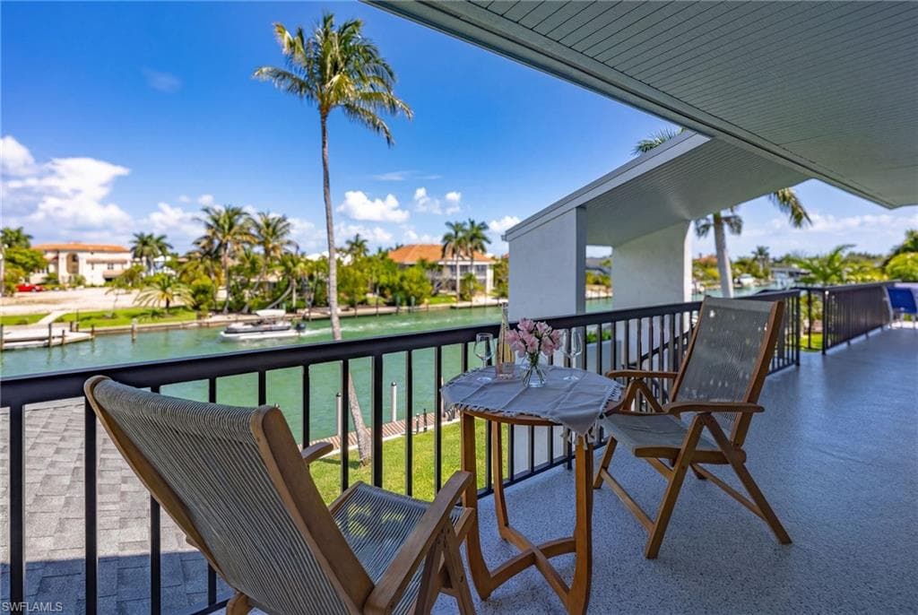 1250 Tennisplace Ct #e33, Sanibel, photo 3