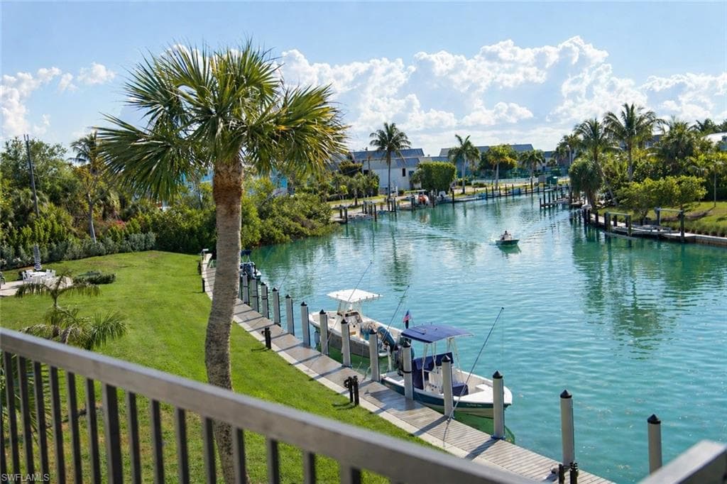 1250 Tennisplace Ct #b32, Sanibel, photo 2