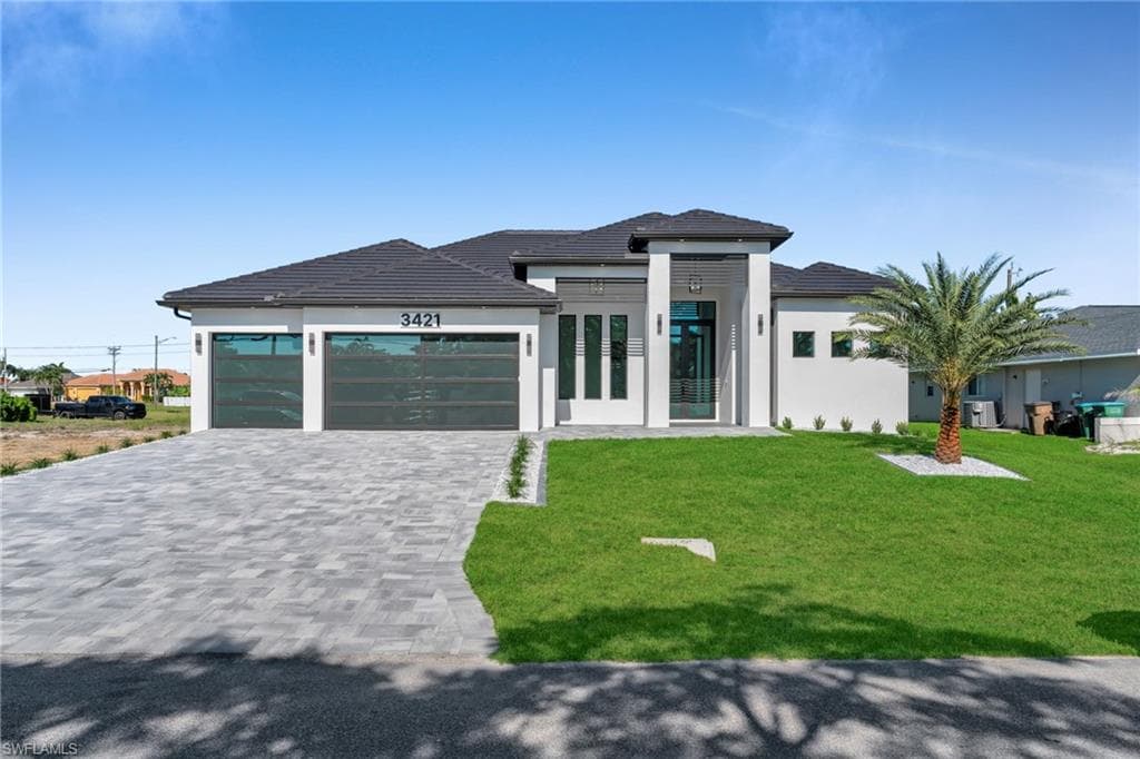 3421 7th Ln, Cape Coral, photo 2