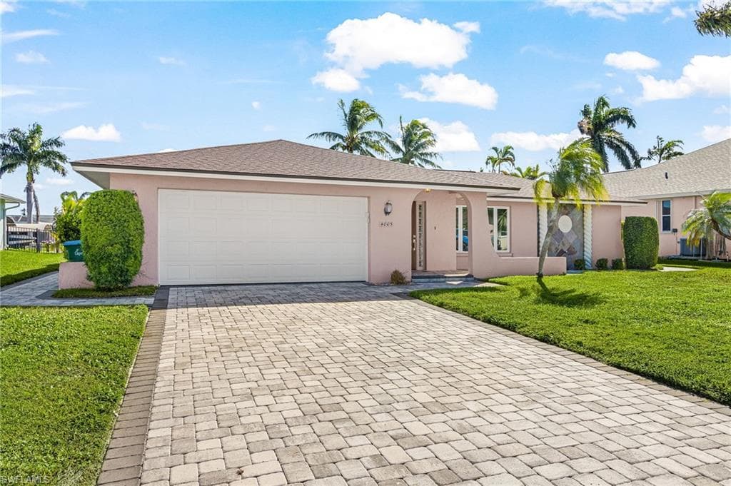 4005 1st Ave, Cape Coral
