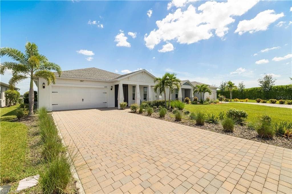 42058 Journey Dr, Punta Gorda, photo 3