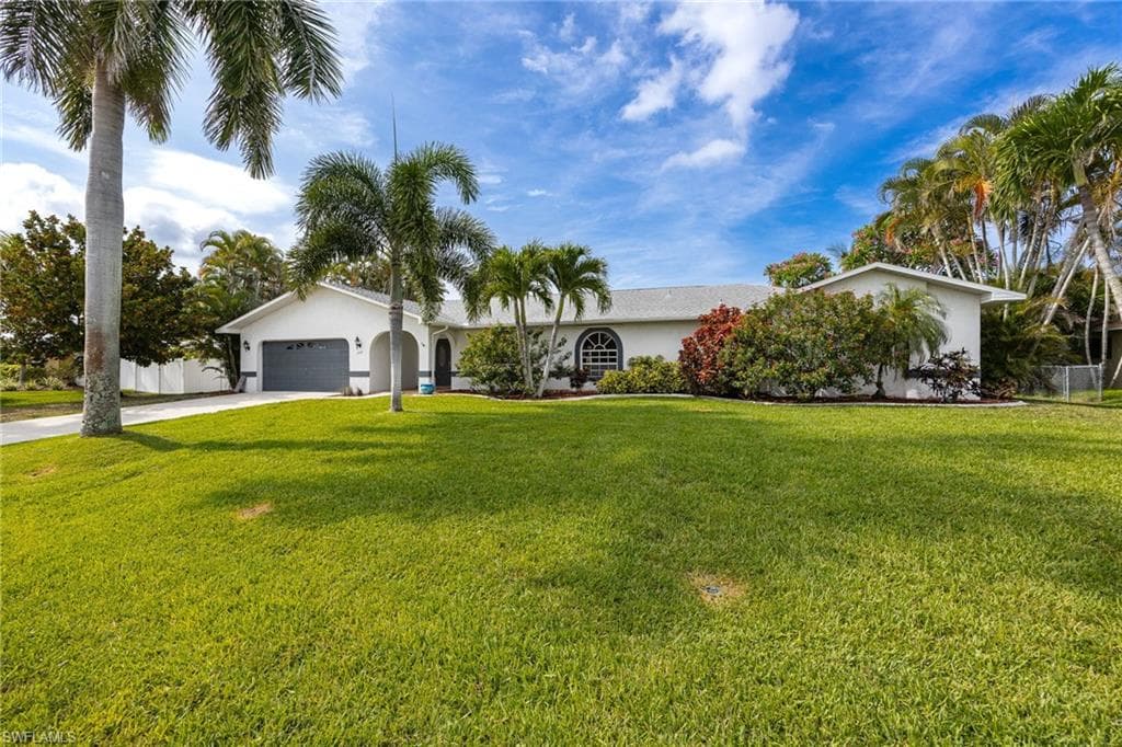 2312 50th St, Cape Coral