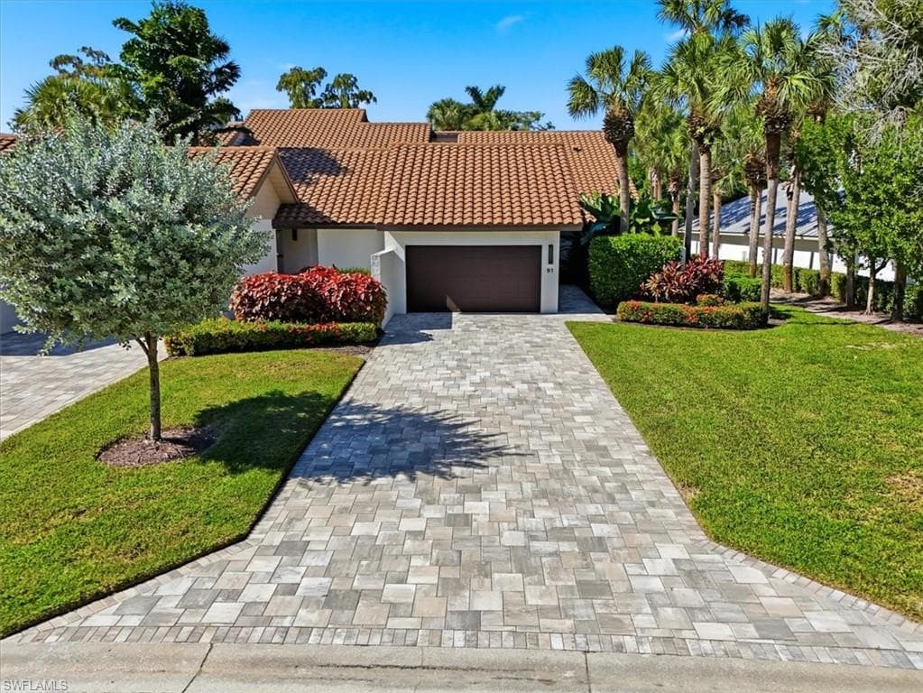 91 Cypress View Dr #c77, Naples