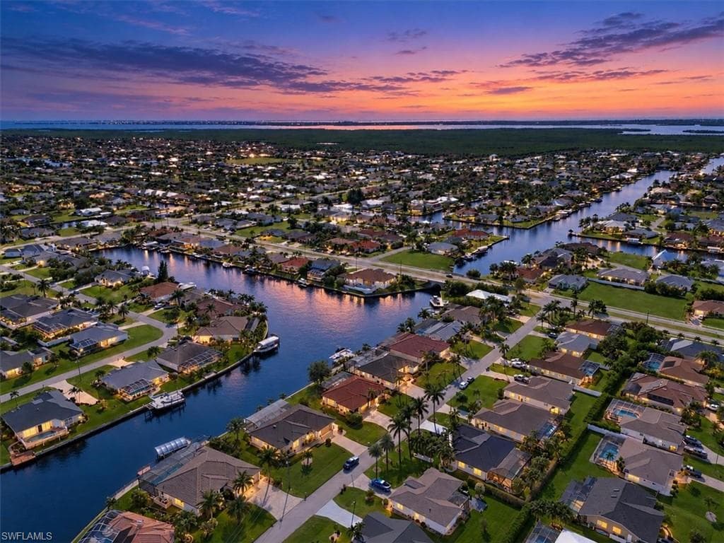 2310 40th Ter, Cape Coral, photo 3