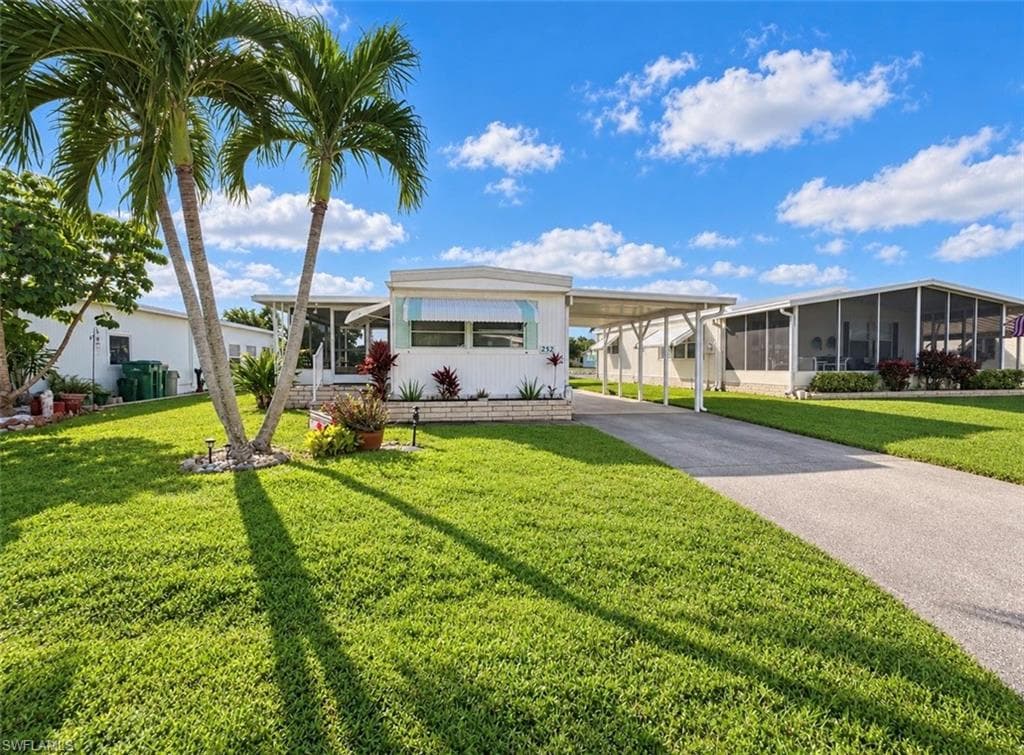 257 Cape Sable Dr, Naples, photo 2