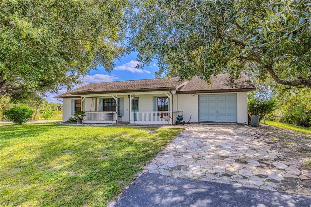 3810 24th Ave, Naples