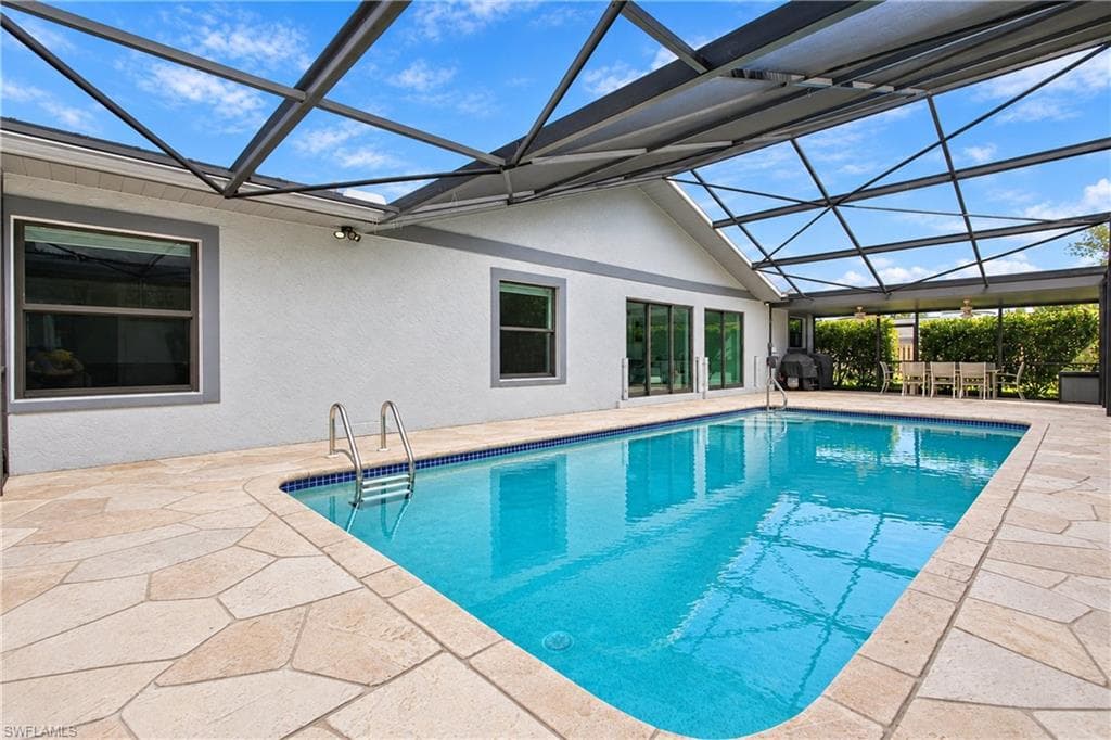 4973 Royal Palm Dr, Estero, photo 2