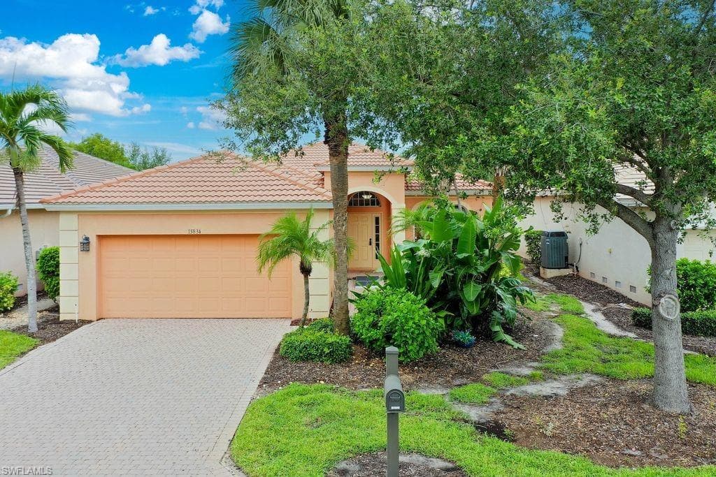 15834 Cutters Ct, Fort Myers