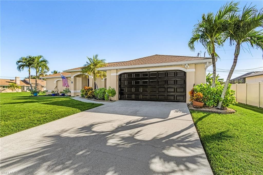 3217 12th Ave, Cape Coral, photo 2