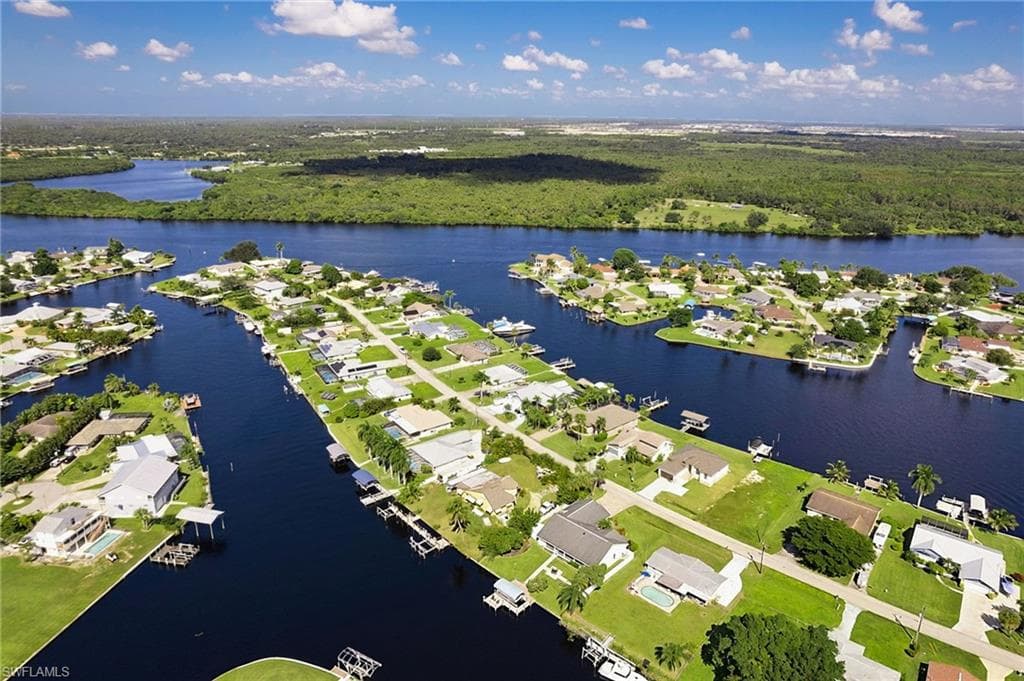13361 Marquette Blvd, Fort Myers, photo 3
