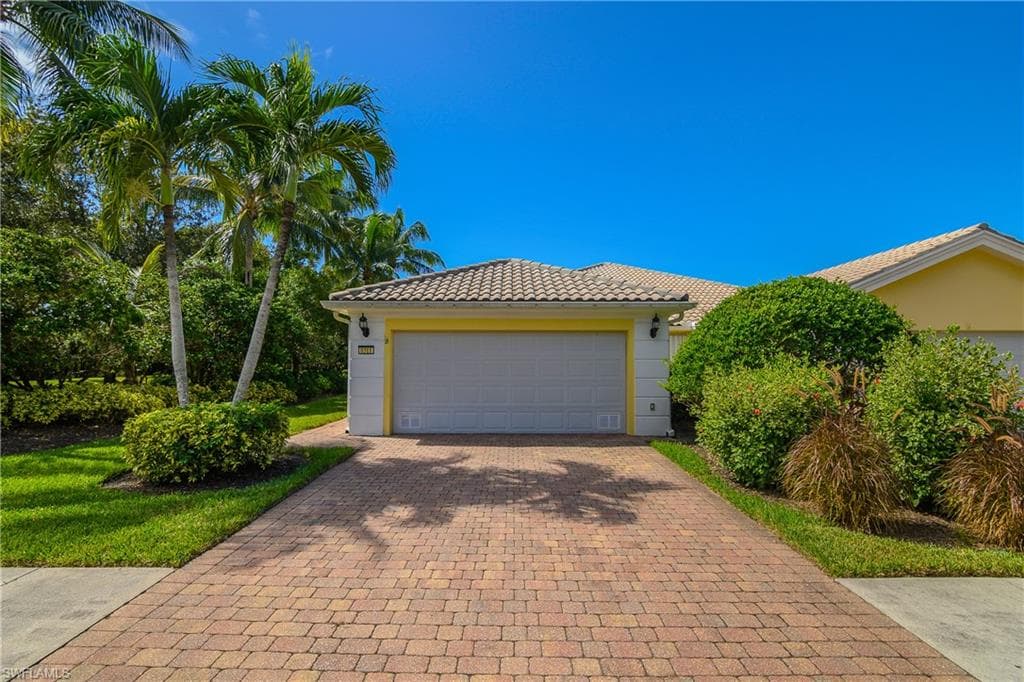 8311 Yasmina Way, Naples, photo 3