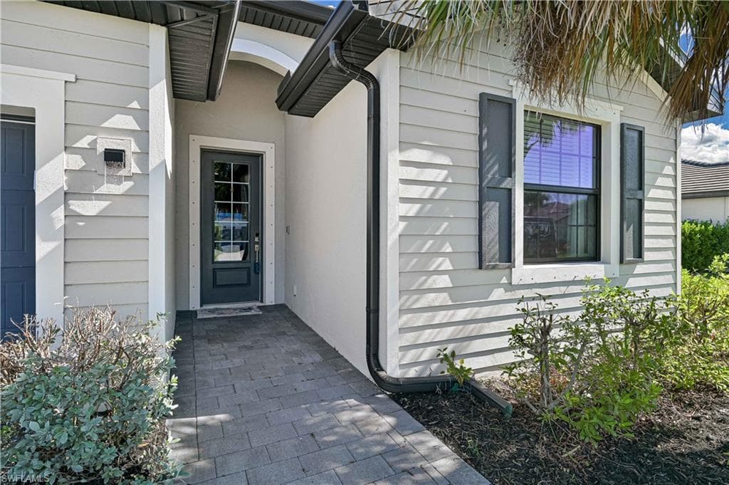 13846 Pine Lodge Ln, Fort Myers, photo 2