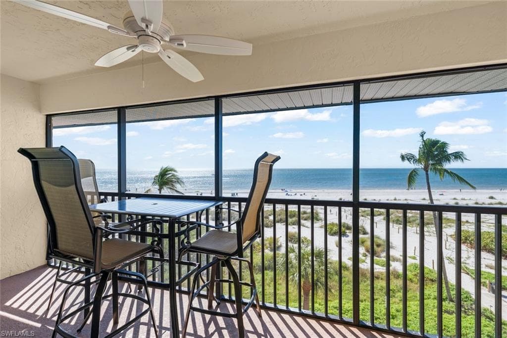 2230 Camino Del Mar Dr #3x4, Sanibel