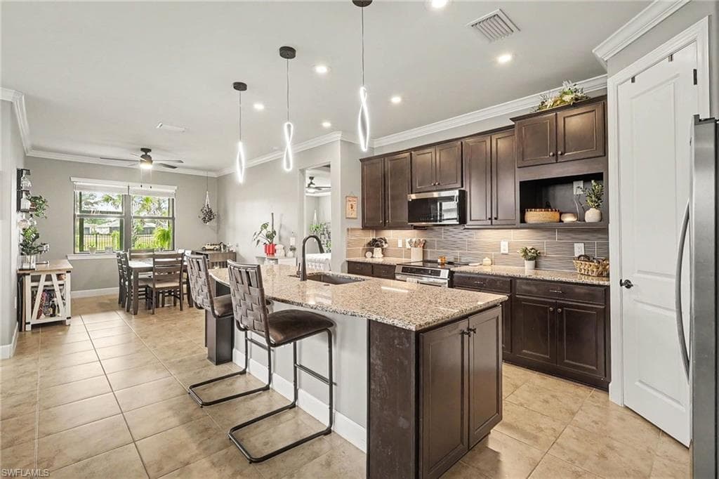 3020 Walnut Grove Ln, Alva, photo 2