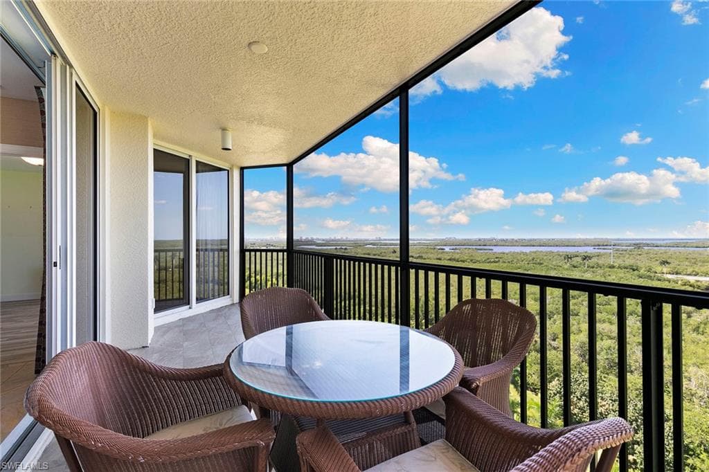 1065 Borghese Ln #1002, Naples