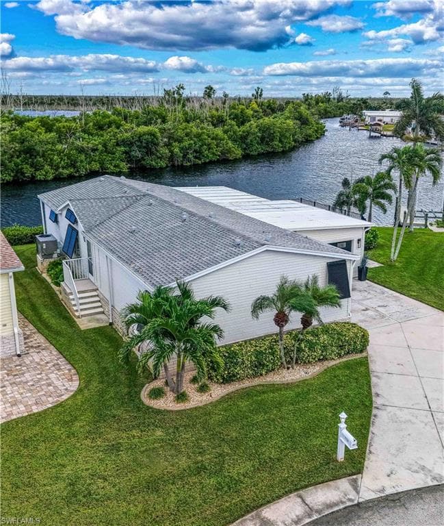 17731 Canal Cove Ct, Fort Myers Beach