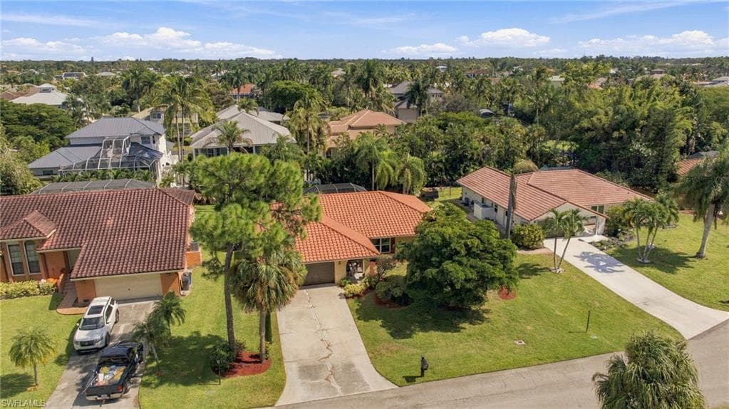 27152 Edenbridge Ct, Bonita Springs, photo 3