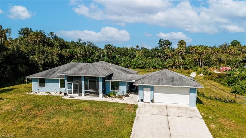 18931 Palm Beach Blvd, Alva, photo 2