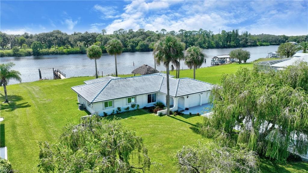 3233 Shell Ln, Labelle