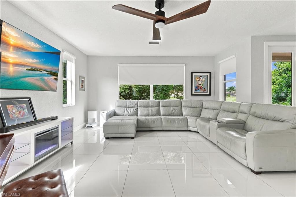 1740 Birdie Dr, Naples, photo 3