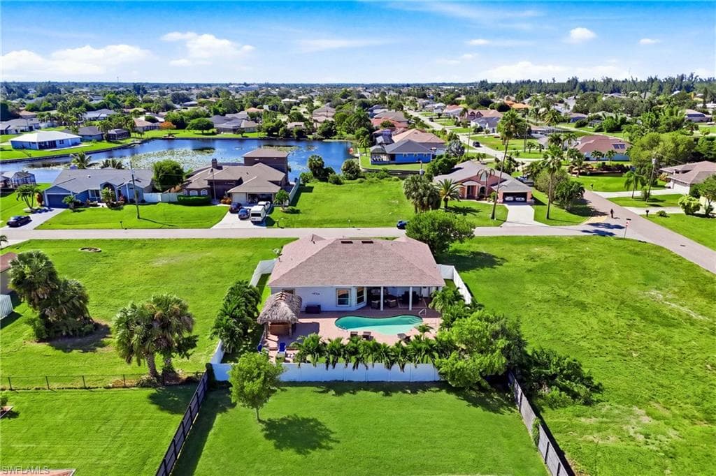 1305 11th Pl, Cape Coral, photo 3