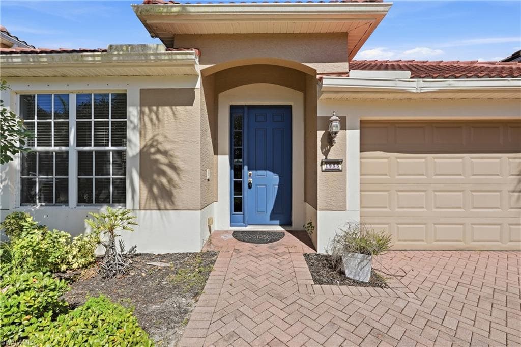 1955 Fairmont Ln, Naples, photo 2