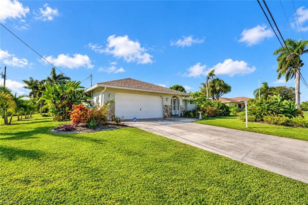304 43rd Ln, Cape Coral, photo 3