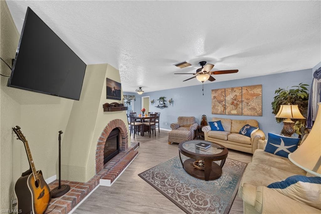 16361 Vesta Ln, Fort Myers, photo 3