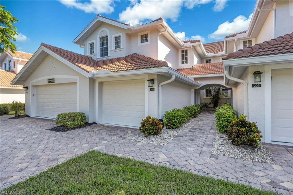 22991 Rosedale Dr #201, Estero, photo 2