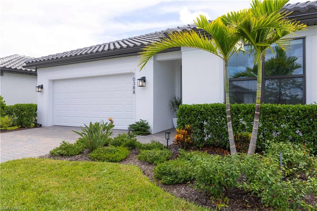 10388 Maddox Ln, Bonita Springs, photo 3