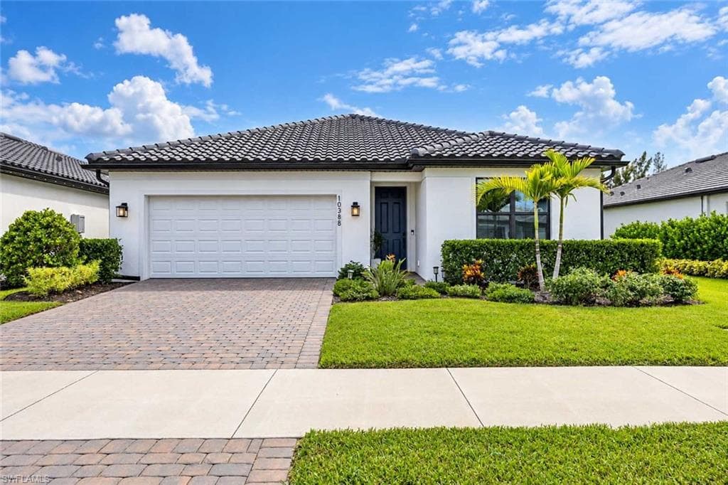 10388 Maddox Ln, Bonita Springs