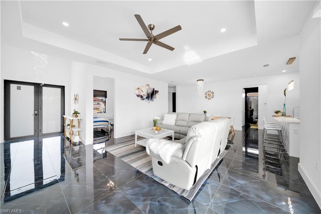 343 24th Pl, Cape Coral
