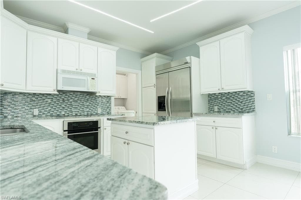 8345 Trillium Rd, Fort Myers, photo 3