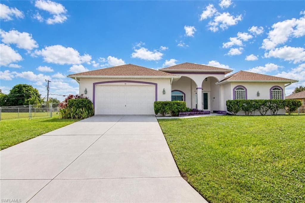 30 15th Ter, Cape Coral