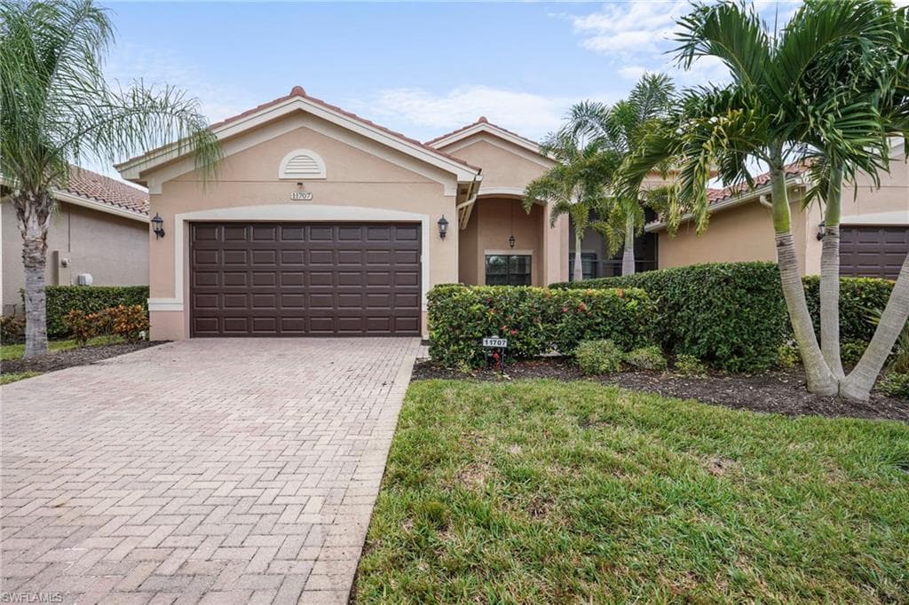 11707 Lakewood Preserve Pl, Fort Myers, photo 2