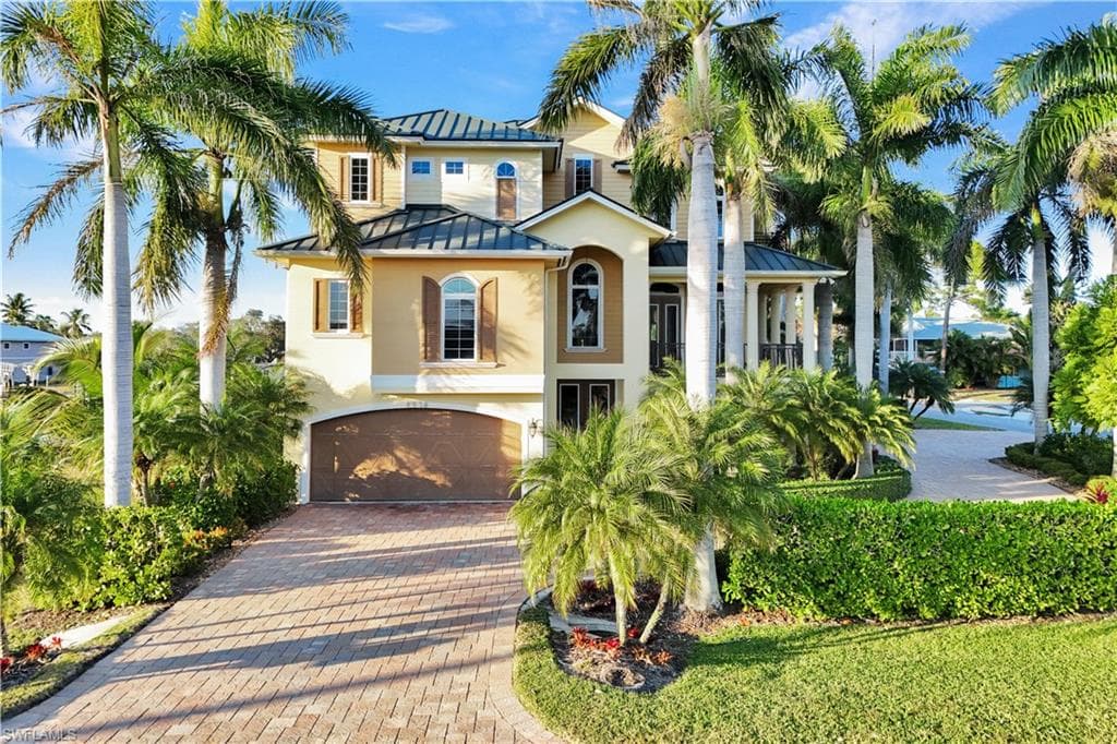 4806 Regal Dr, Imperial Shores