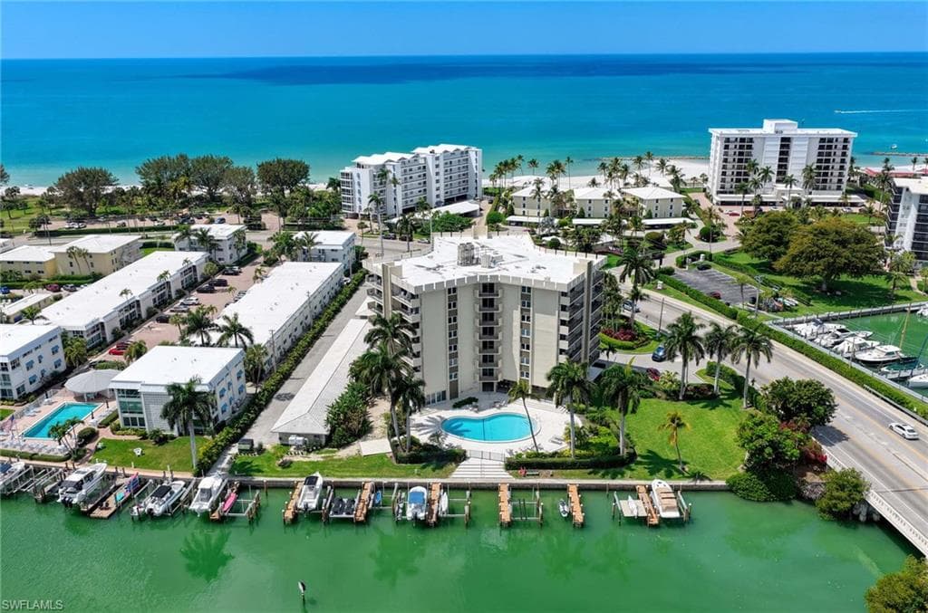 2150 Gulf Shore Blvd #605, Kings Port