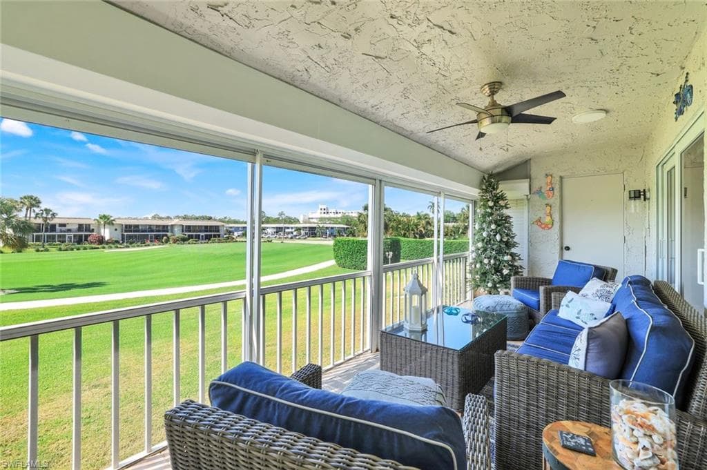 112 Penny Ln #6, Glades Country Club