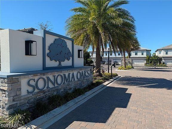 4393 Sonoma Oaks Cir, Naples